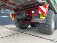 Lade- und Dosierwagen Strautmann Giga Vitesse CFS 4002DO. Doseerwagen.