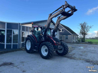 Schlepper / Traktor Valtra G125 Active