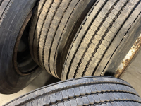 Räder, Reifen, Felgen & Distanzringe  Onbekend 215/75X17.5 dubbellucht wielen 6-161-205