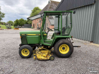 Gartentraktoren John Deere 855 Diesel met maaidek en cabine