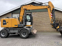 Bagger / Baggermaschine Liebherr A914 met Engcon draaikantelstuk