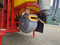 Anbaufeldspritze Beyne Gecko 27 meter gedragen veldspuit