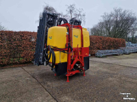 Anbaufeldspritze Beyne Gecko 27 meter gedragen veldspuit