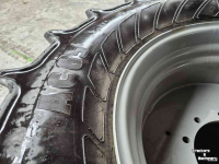Räder, Reifen, Felgen & Distanzringe Mitas 540/65R30