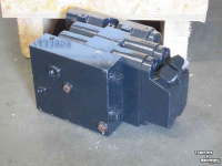 Schlepper / Traktor New Holland Midmount ventielenblok - 2 elektrische ventielen - CNH - 84230200 / 47433959