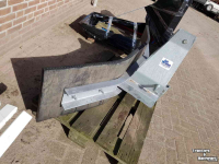 Sonstiges Landwirtschaftliche Transportmaschinen und Zubehör  Sneeuwschaaf/ rubberschuif 2.6 mtr