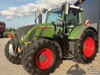 Schlepper / Traktor Fendt 718 profiplus S4