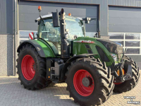Schlepper / Traktor Fendt 718 profiplus S4