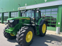 Schlepper / Traktor John Deere 6M 155