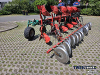 Pflüge Kverneland LB KKLB-100-300 Wentelploeg met vorenpakker
