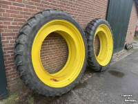 Räder, Reifen, Felgen & Distanzringe Kleber 270/95R54 11.2R54