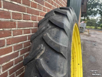 Räder, Reifen, Felgen & Distanzringe Kleber 270/95R54 11.2R54
