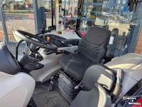 Schlepper / Traktor Massey Ferguson 5711M Dyna- 4 met kruipbak en Trimble voorbereid