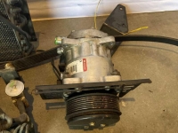 Gebrauchte Teile für Traktoren New Holland 60-serie airco