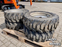 Räder, Reifen, Felgen & Distanzringe Weidemann BKT + Trelleborg 27x8.50-15 Banden