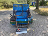 Sägemehl Streuer für Liegeboxen Ceres 1200L Instrooibak