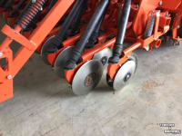 Sämaschine-Kombination Kuhn HRB 303 D met Integra 3003