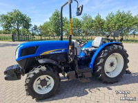 Schlepper / Traktor New Holland TRACTOR T4020V ROPS 4WD