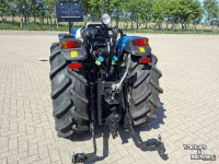 Schlepper / Traktor New Holland TRACTOR T4020V ROPS 4WD
