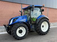 Schlepper / Traktor New Holland T5.120 AC