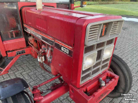 Schlepper / Traktor International 633 2WD CABINE 3 CIL. STUURBEKRACHTIGING