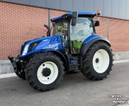 Schlepper / Traktor New Holland T5.120 AC