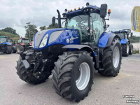 Schlepper / Traktor New Holland T7.225AC