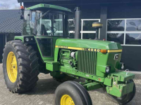 Schlepper / Traktor John Deere 4040