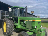 Schlepper / Traktor John Deere 4040