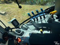 Schlepper / Traktor New Holland T6 145 DC