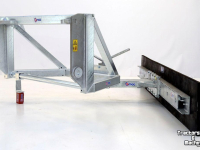 Sonstiges Rasen- und Grundstückspflegemaschinen und Zubehör Qmac 240 MECH SCHUIN MATBRO PINCONE