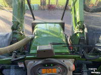 Schlepper / Traktor Fendt 211 Vario met bosbouwbescherming / forestry protection