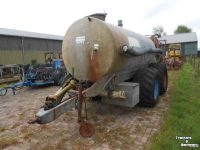 Gülletankwagen / Güllefässer BSA 8000