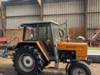 Schlepper / Traktor Renault 551s