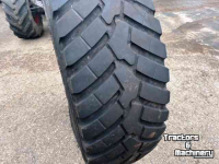 Räder, Reifen, Felgen & Distanzringe Nokian 360/80R24