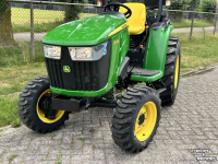 Gartentraktoren John Deere 3038E