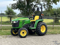 Gartentraktoren John Deere 3038E