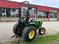 Gartentraktoren John Deere 3038E