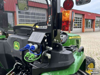 Gartentraktoren John Deere 3038E