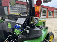 Obsttraktor John Deere 3038E