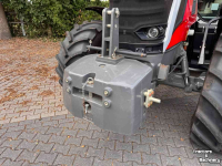 Schlepper / Traktor Massey Ferguson 7s.180 Dyna6 Efficient