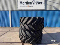 Räder, Reifen, Felgen & Distanzringe BKT VF 710/55R30 95%