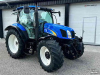 Schlepper / Traktor New Holland T6020