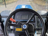 Schlepper / Traktor New Holland 8360