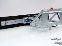Gülleschieber Qmac Rubber yard scraper hookup Mustang