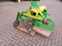 Kartoffelroder  zij schudlichter  / zij rooier