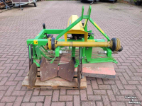 Kartoffelroder  zij schudlichter  / zij rooier
