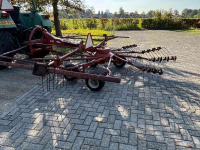 Schwader Kuhn GA 381 GM zwadhark wierser ruggen enkele hark tandem