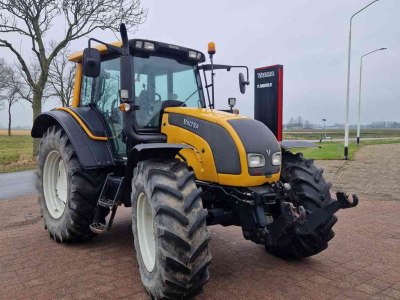 Schlepper / Traktor Valtra N141 Advance