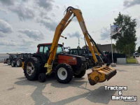 Schlepper / Traktor Valtra 8150 Hitech met bos maaiarm met klepelmaaier!